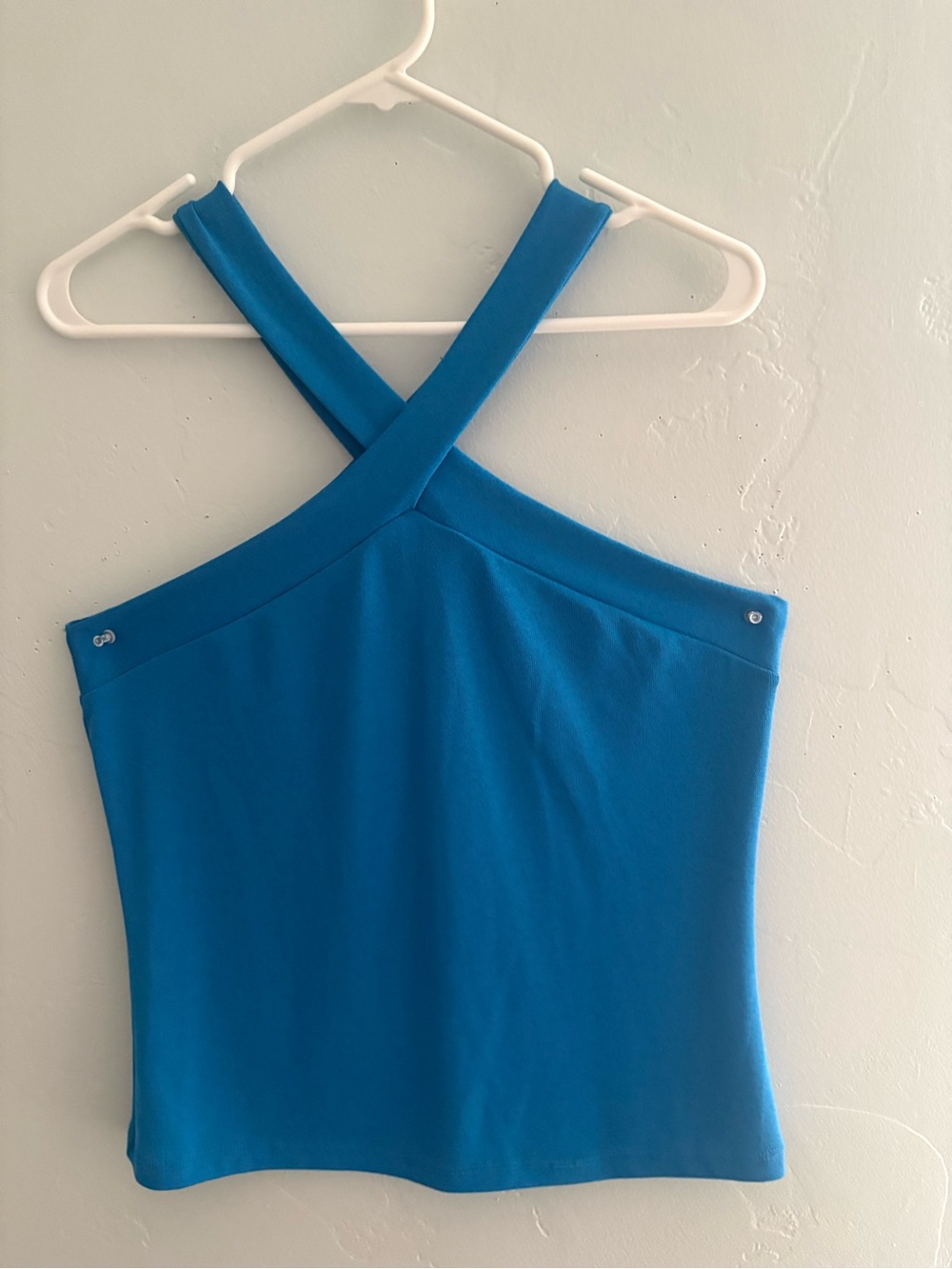 Zenobia Crossover Halter Top - Size M (Very Good Condition)